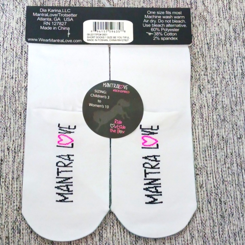 MANTRA LOVE SOCKS ❤️ - Picture 2 of 3